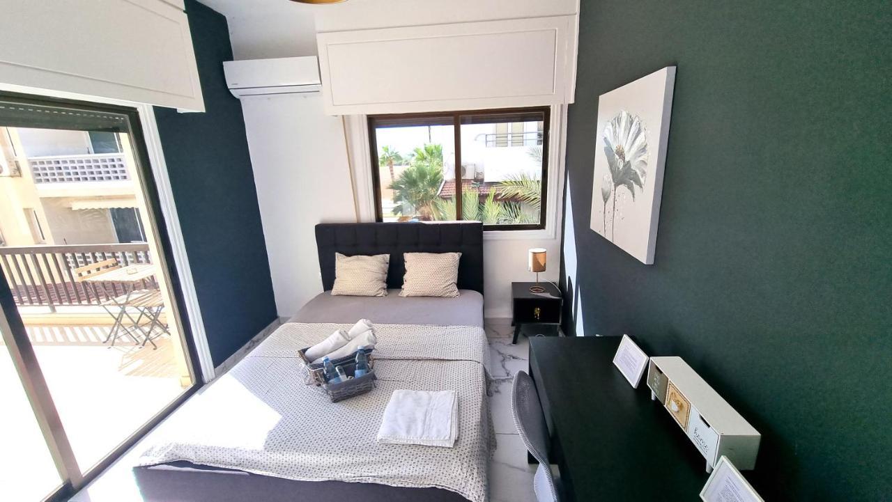 Cozy Beach Apt, Near Airport With 100Mbit Internet Ларнака Екстер'єр фото