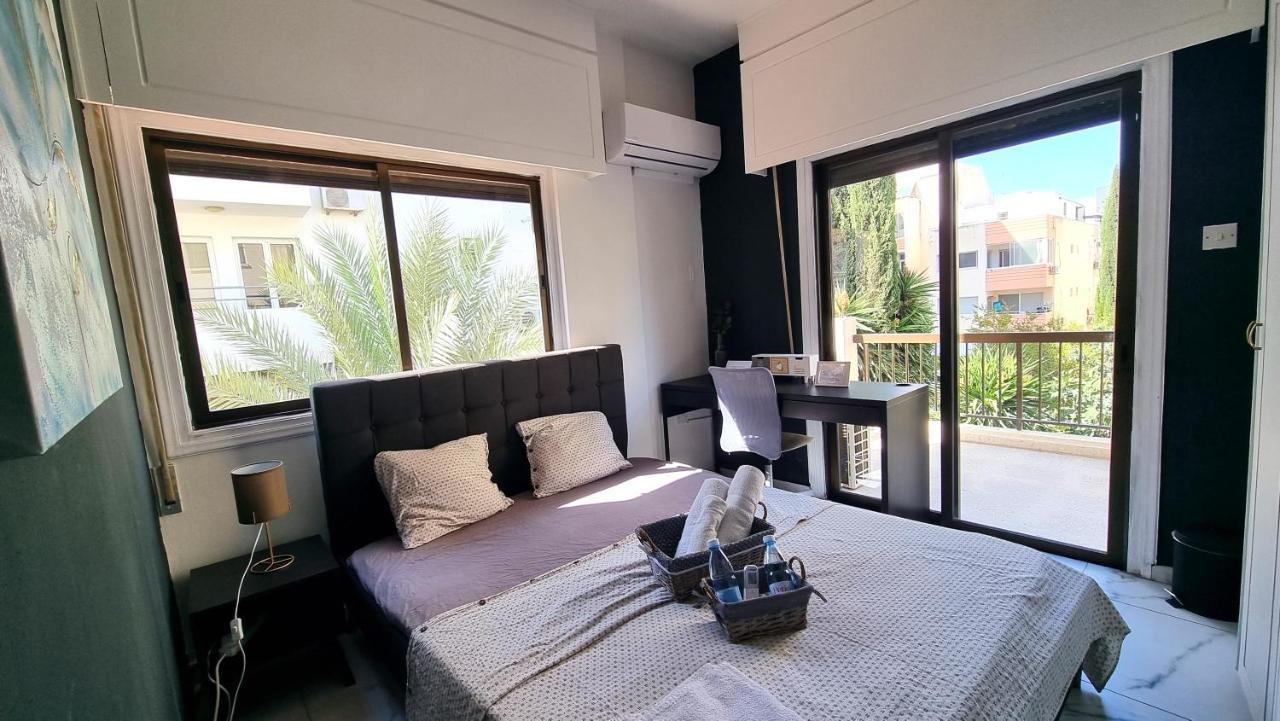 Cozy Beach Apt, Near Airport With 100Mbit Internet Ларнака Екстер'єр фото
