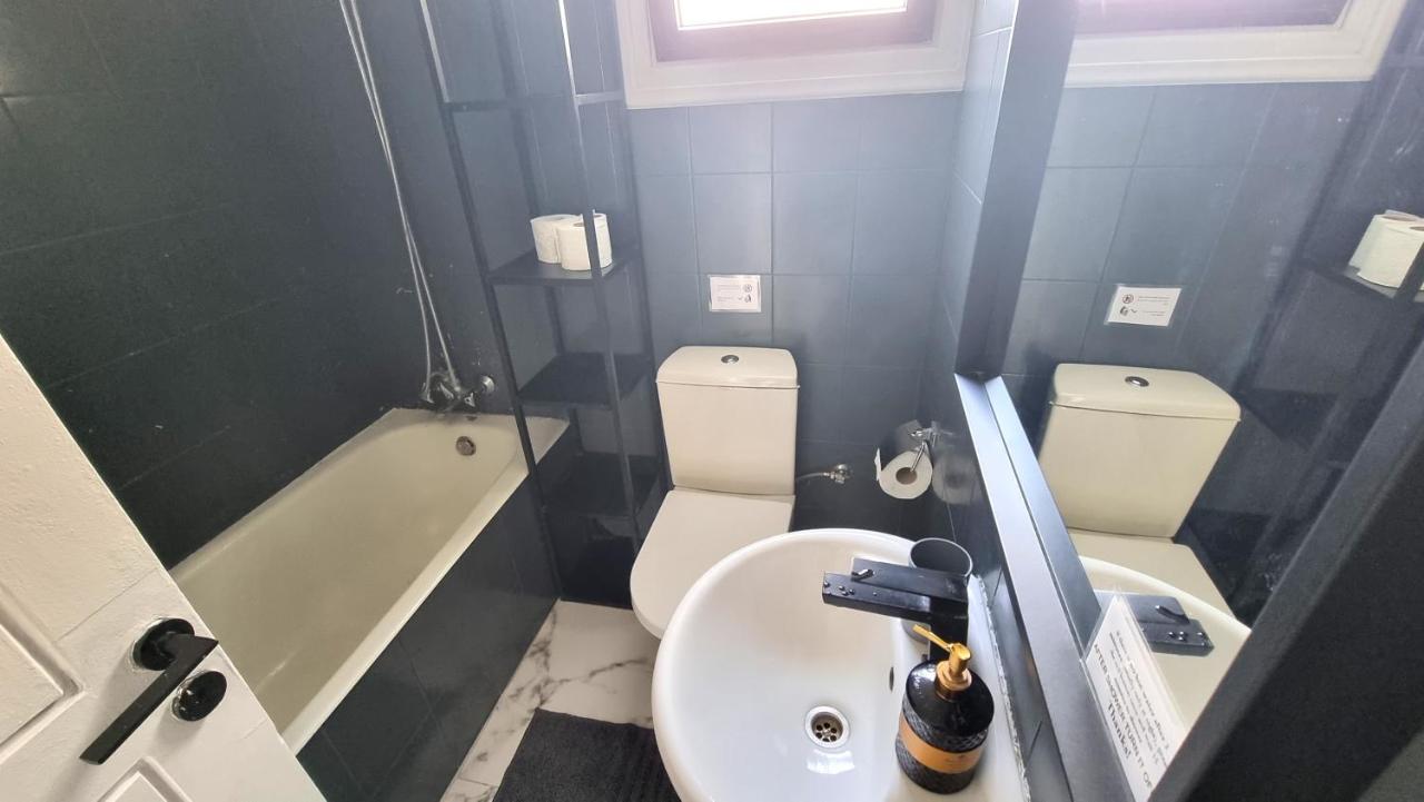 Cozy Beach Apt, Near Airport With 100Mbit Internet Ларнака Екстер'єр фото